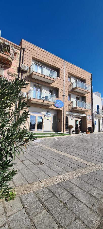 Belvedere Rent Rooms Campofelice Di Roccella Exterior photo
