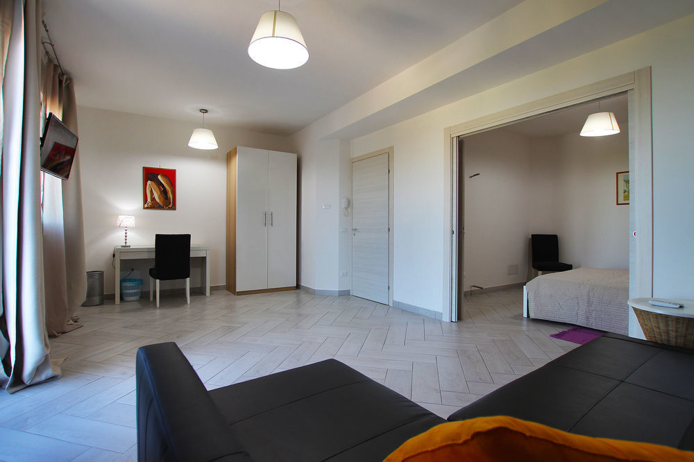Belvedere Rent Rooms Campofelice Di Roccella Exterior photo